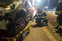 2022 02 18 T10 Verkehrsunfall Unimarkt Kreisverkehr   20220218 010307 20220218 1788640560